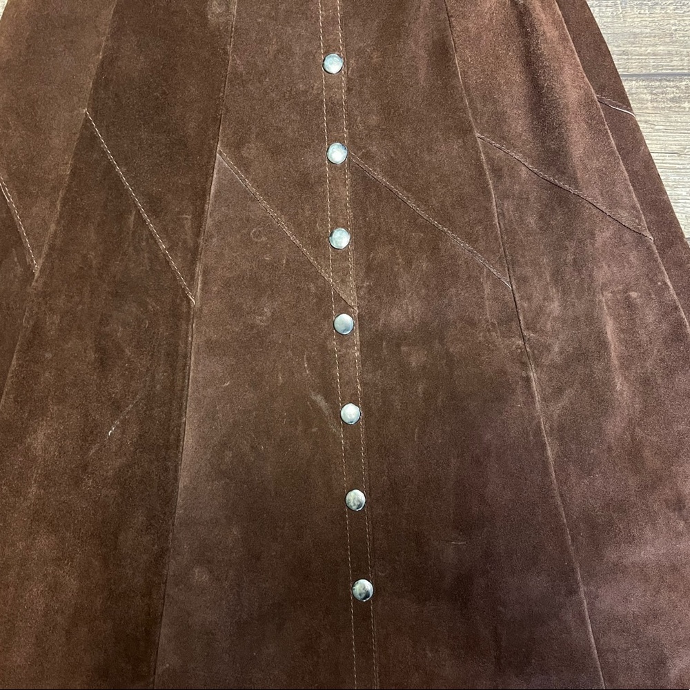 Vintage 1970 Bergman’s brown leather suede A line pleated  button front … - Picture 12 of 12